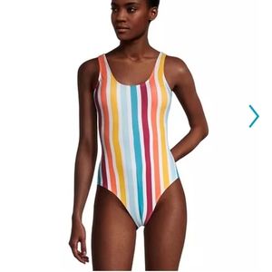 One piece swim suit